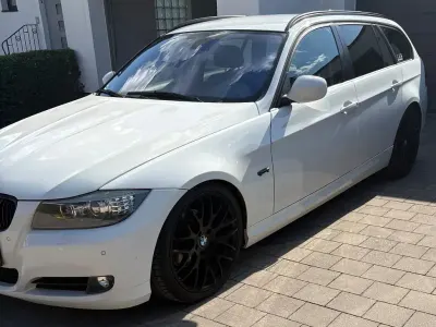 Gebraucht BMW 320 Performance 184 PS (135 kW) 2010 Weiß Kombi