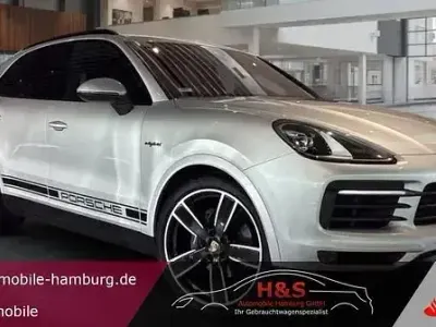 Używany Porsche Cayenne Platinum Edition 462 KM (339 kW) 2022 Farbe nach wahl SUV