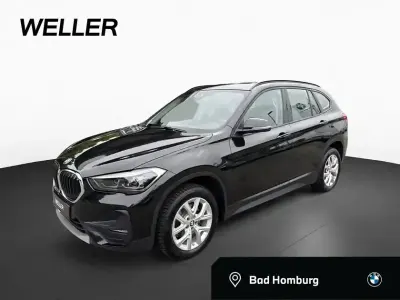 Używany BMW X1 Advantage 190 KM (139 kW) 2021 Czarny SUV