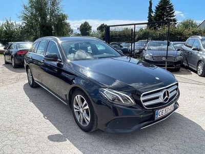 Schwarz Gebraucht 2016 Mercedes E220 Limousine | 9.200 €