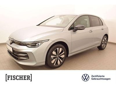 Gebraucht VW Golf VIII Goal 150 PS (110 kW) 2024 Oyster silver metallic (metallic) Limousine