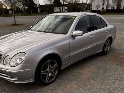 gebraucht Mercedes E240 AVANTGARDE