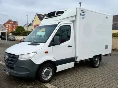 Używany Mercedes Sprinter 143 KM (105 kW) 2021 Biały Van