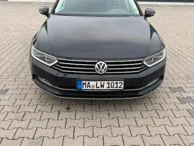 Gebraucht VW Passat Comfortline 190 PS (139 kW) 2017 Schwarz Kombi