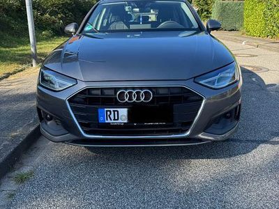 Grau Gebraucht 2019 Audi A4 Ambiente Kombi | 21.350 € (Fairer Preis)
