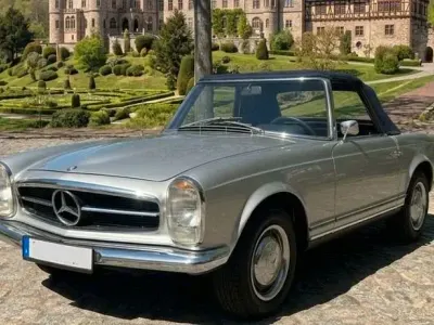 Używany Mercedes 230 150 KM (110 kW) 1965 Srebrny Kabriolet