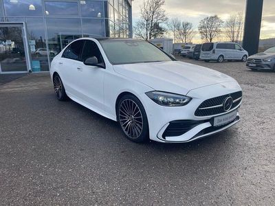 Gebraucht Mercedes C300 258 PS (189 kW) 2024 Weiß Limousine