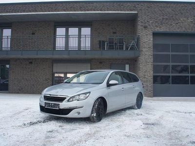 Gebraucht 2015 Peugeot 308 SW Active Kombi | 3.990 €