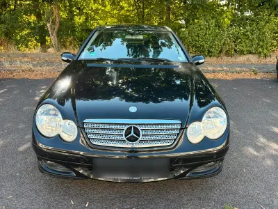 Gebraucht Mercedes C200 163 PS (119 kW) 2005 Schwarz Coupé