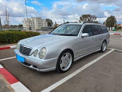 Mercedes E55 AMG
