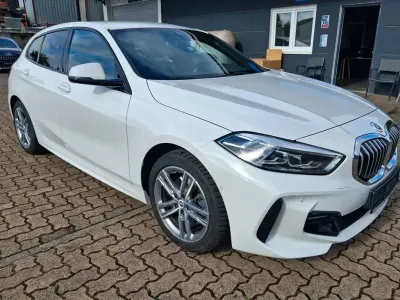 Gebraucht BMW 118 M Sport 136 PS (100 kW) 2023 Weiß Kleinwagen