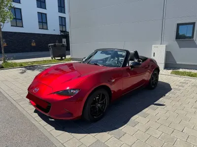 Gebraucht Mazda MX5 132 PS (97 kW) 2019 Rot Cabrio