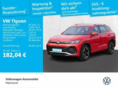 Gebraucht VW Tiguan R-line 193 PS (141 kW) 2025 Persimmon red metallic SUV