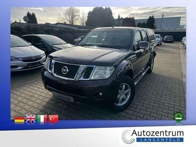 Black pepper met. (metallic) Gebraucht 2012 Nissan Navara SE Abholung | 7.990 € (Etwas zu teuer)