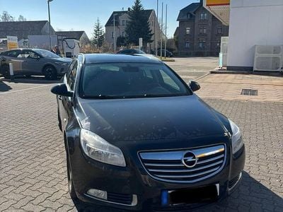 Gebraucht Opel Insignia 160 PS (117 kW) 2012 Schwarz Kombi