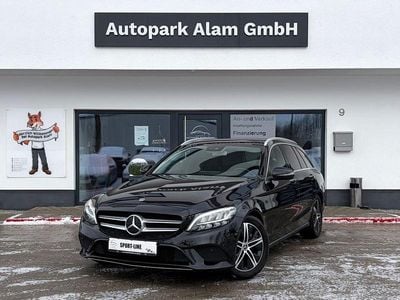 Schwarz Gebraucht 2020 Mercedes C220 Avantgarde Kombi | 24.499 € (Fairer Preis)