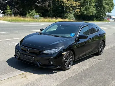 Gebraucht Honda Civic Elegance 126 PS (92 kW) 2020 Schwarz Limousine