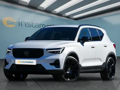 Gebraucht Volvo XC40 Plus 197 PS (144 kW) 2025 Weiß SUV