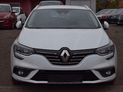 Second-hand Renault Mégane GrandTour Bose Edition 131 CP (96 kW) 2018 Alb Break