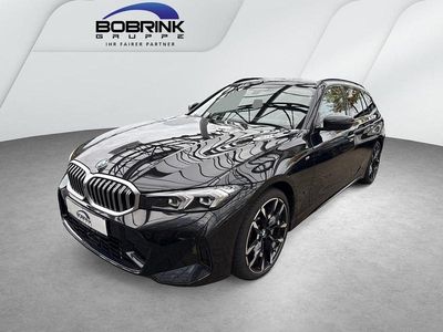 Schwarz Gebraucht 2024 BMW 330 Shadowline Kombi | 50.960 € (Fairer Preis)
