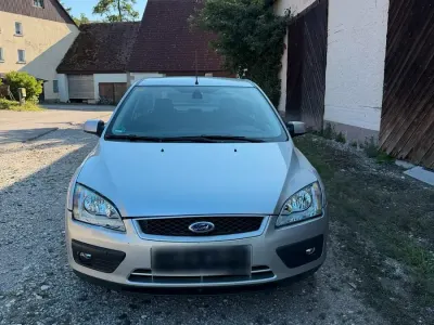 Gebraucht Ford Focus 145 PS (106 kW) 2005 Limousine