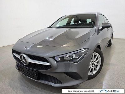 Gebraucht Mercedes CLA180 Shooting Brake 116 PS (85 kW) 2021 Grau Kombi