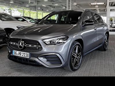 Usata Mercedes GLA200 AMG 163 CV (119 kW) 2026 Grigio SUV