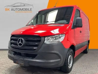 Gebraucht Mercedes Sprinter 170 PS (125 kW) 2022 Rot Van