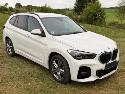 Używany BMW X1 M Sport 220 KM (161 kW) 2021 Biały SUV