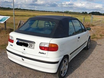 Usata Fiat Punto Cabriolet S 60 CV (44 kW) 1996 Bianco Cabrio