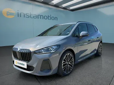 Neu BMW 220 Active Tourer 156 PS (114 kW) 2026 Grau Van / Kleinbus