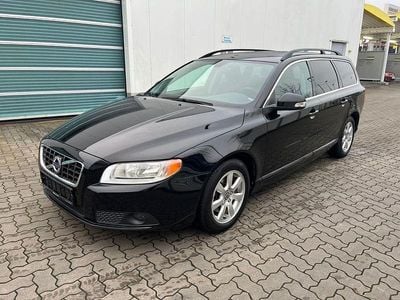 Schwarz Gebraucht 2010 Volvo V70 Kinetic Kombi | 4.600 € (Guter Preis)