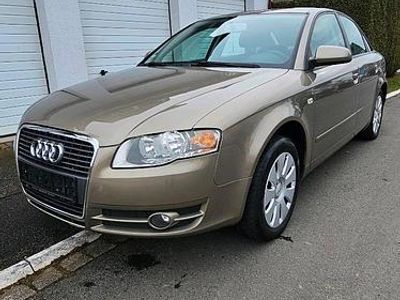 Gold Gebraucht 2007 Audi A4 Limousine | 4.350 € (Teuer)