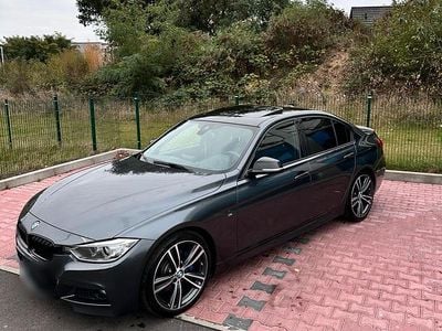 Gebraucht BMW 325 218 PS (160 kW) 2014 Grau Limousine