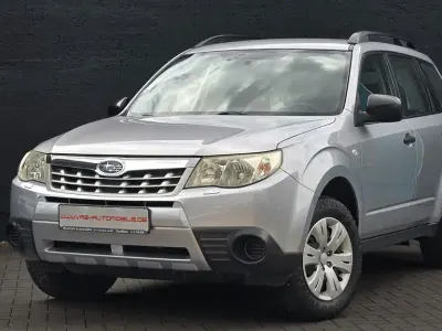 Gebraucht Subaru Forester Active 150 PS (110 kW) 2012 Silber SUV