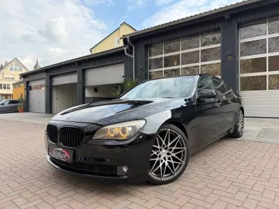 Gebraucht BMW 740 M Sport 306 PS (225 kW) 2010 Schwarz Limousine