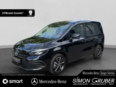Używany Mercedes EQT200 Progressive 89 kW (122 KM) 2024 Czarny Minivan