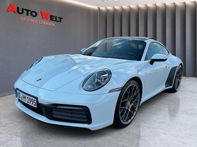 Porsche 911 Carrera