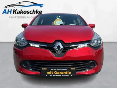 Gebraucht Renault Clio IV Experience 118 PS (86 kW) 2016 Feuerrot Limousine