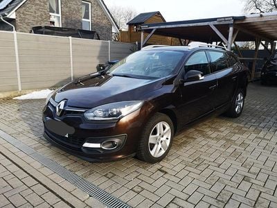 Braun Gebraucht 2016 Renault Mégane GrandTour Kombi | 6.000 € (Guter Preis)