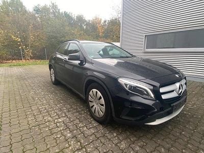 Mercedes GLA200