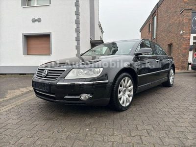 Usado VW Phaeton 239 HP (175 kW) 2009 Preto Sedan