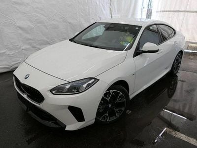 Gebraucht BMW 220 M Sport 156 PS (114 kW) 2025 Alpinweiß uni Coupé