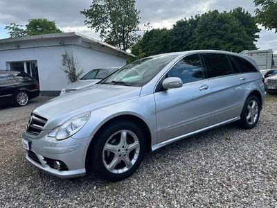 Grau Gebraucht 2009 Mercedes R350 Edition Van / Kleinbus | 15.000 €