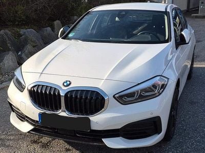 Second-hand BMW 118 Advantage 150 CP (110 kW) 2022 Alb Hatchback