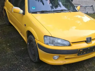 Gebraucht Peugeot 106 60 PS (44 kW) 2003 Gelb Kleinwagen