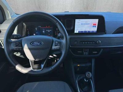 Second-hand Ford Tourneo Courier Titanium 125 CP (91 kW) 2025 Gri Monovolum