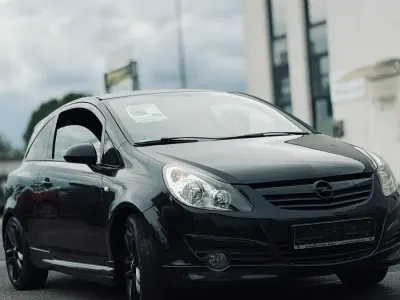 Usado Opel Corsa OPC 101 HP (74 kW) 2010 Citadino