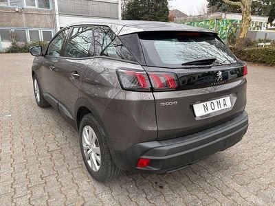 Grau Gebraucht 2021 Peugeot 3008 Business-Line SUV | 13.626 € (Guter Preis)
