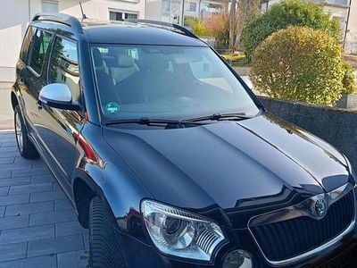 Second-hand Skoda Yeti Ambition 105 CP (77 kW) 2011 Negru SUV